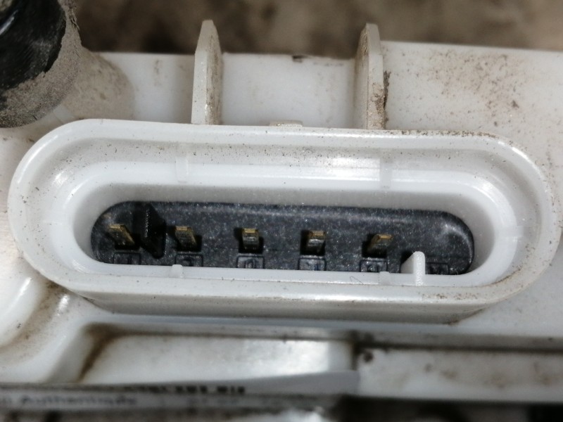 Recambio de cerradura puerta delantera izquierda para renault clio iii authentique referencia OEM IAM 52187680  