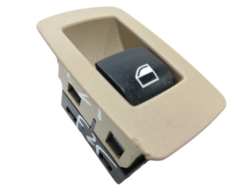 Recambio de mando elevalunas delantero derecho para bmw x3 (f25) xdrive 20d referencia OEM IAM 823470403 L1E00344 