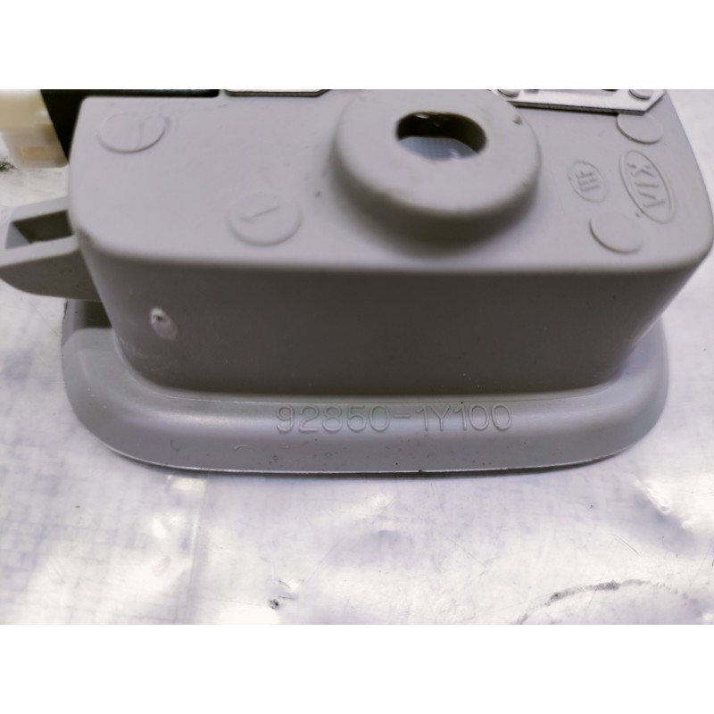 Recambio de luz interior para kia picanto (ja) 1.0 cat referencia OEM IAM 928501Y100  3 CABLES