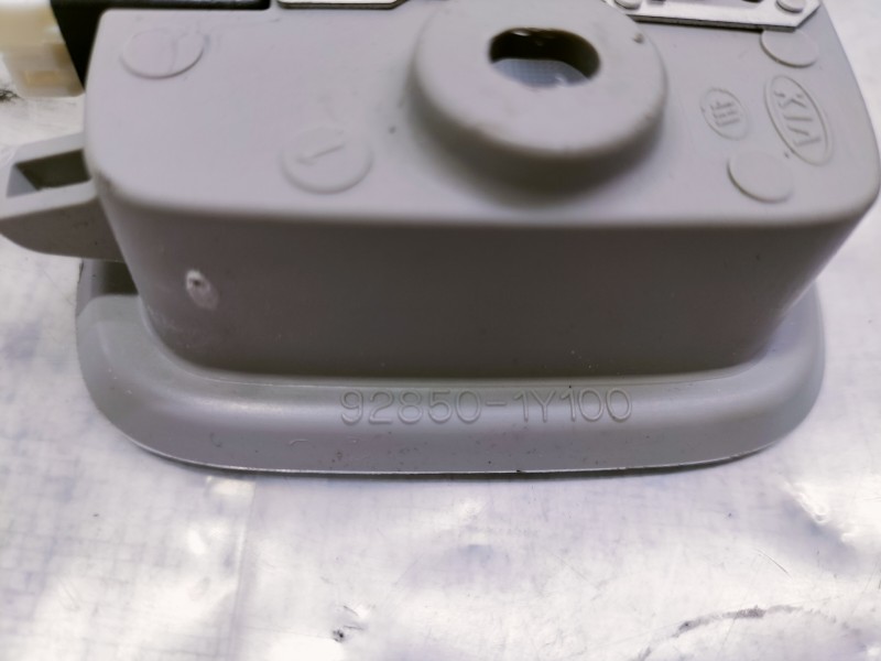 Recambio de luz interior para kia picanto (ja) 1.0 cat referencia OEM IAM 928501Y100  3 CABLES