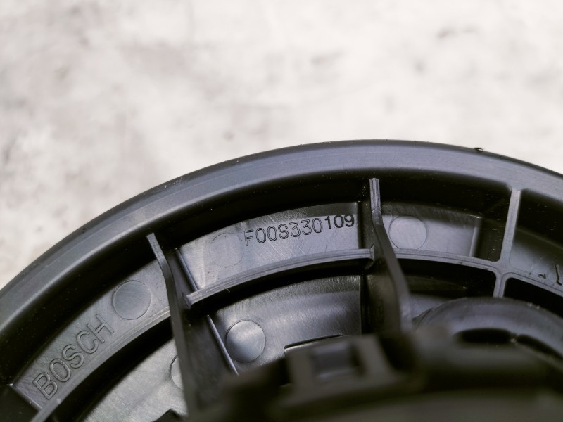 Recambio de motor calefaccion para kia picanto (ja) 1.0 cat referencia OEM IAM F00S330 526 161129 