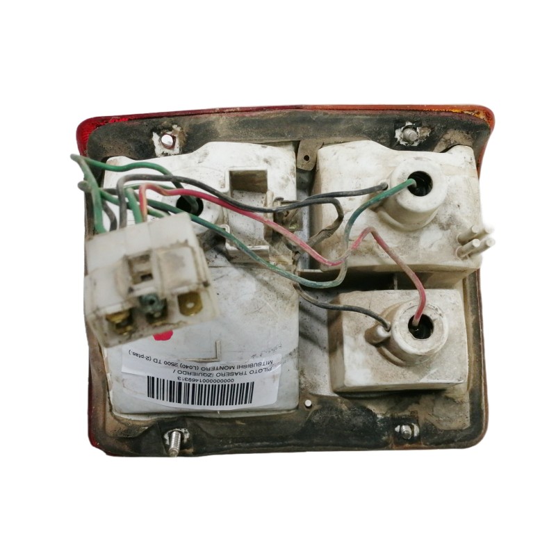 Recambio de piloto trasero izquierdo para mitsubishi montero (l040) 2500 td (2-ptas.) referencia OEM IAM 0436772L  