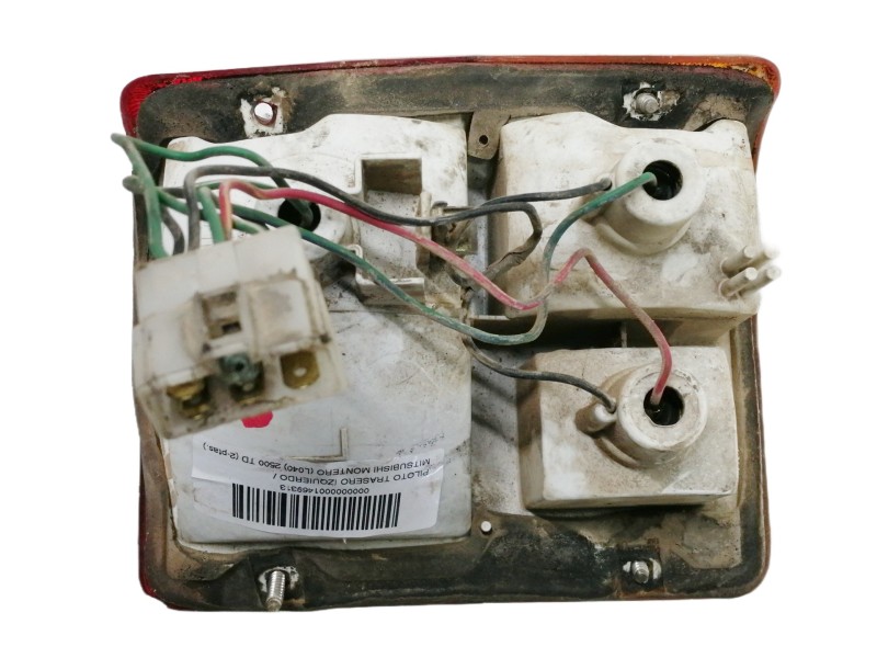 Recambio de piloto trasero izquierdo para mitsubishi montero (l040) 2500 td (2-ptas.) referencia OEM IAM 0436772L  