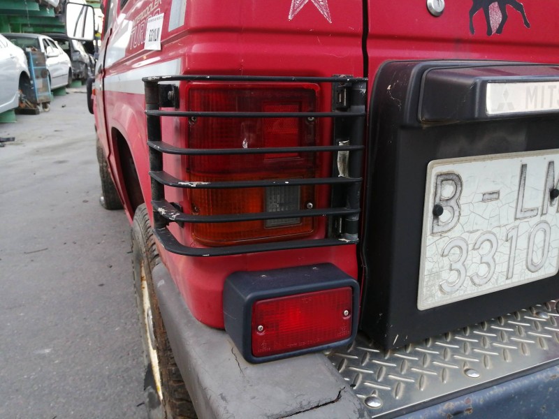 Recambio de piloto trasero izquierdo para mitsubishi montero (l040) 2500 td (2-ptas.) referencia OEM IAM 0436772L  