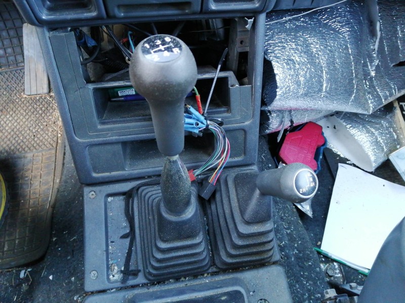 Recambio de pomo palanca cambio para mitsubishi montero (l040) 2500 td (2-ptas.) referencia OEM IAM   