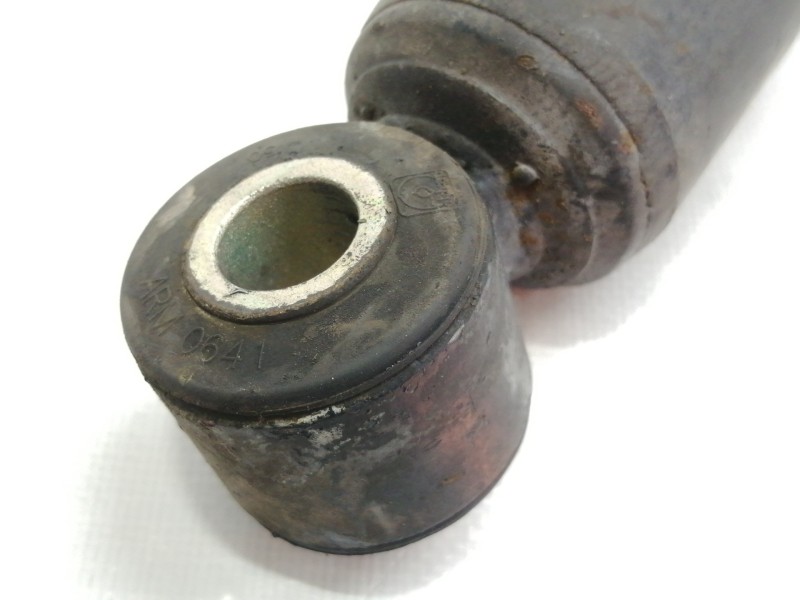 Recambio de amortiguador delantero izquierdo para iveco daily caja abierta / volquete 2.8 diesel referencia OEM IAM 504051655  