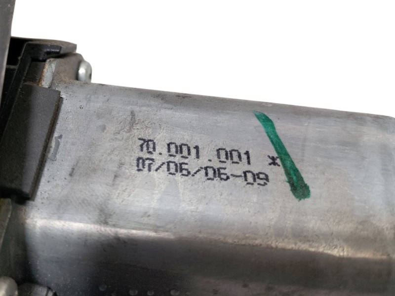 Recambio de elevalunas delantero derecho para fiat punto (199) easy referencia OEM IAM 70001001  