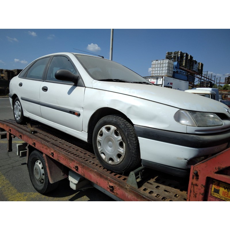RENAULT LAGUNA (B56)