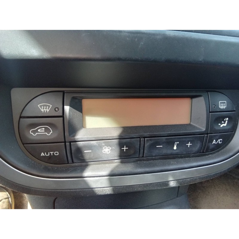 Recambio de mando calefaccion / aire acondicionado para citroën c3 1.1 cool referencia OEM IAM 96588239XT  