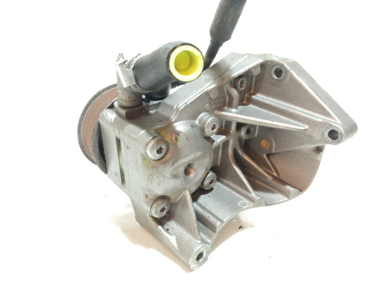 Recambio de bomba direccion para iveco daily caja abierta / volquete 2.8 diesel referencia OEM IAM   