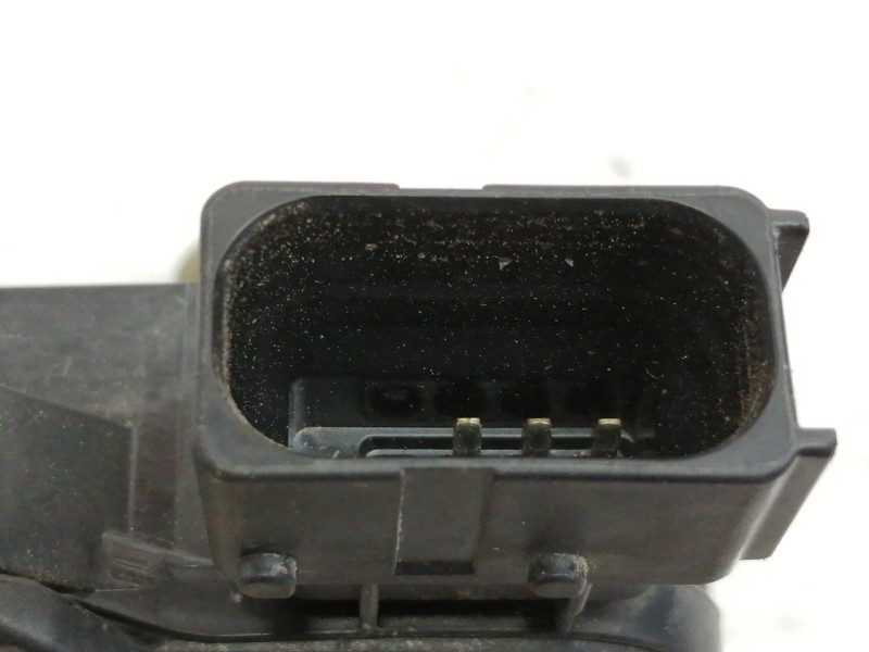 Recambio de cerradura puerta delantera derecha para fiat punto (199) easy referencia OEM IAM 55702904  