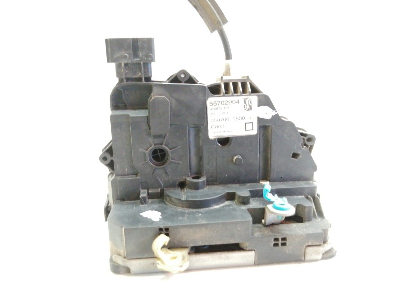 Recambio de cerradura puerta delantera derecha para fiat punto (199) easy referencia OEM IAM 55702904  