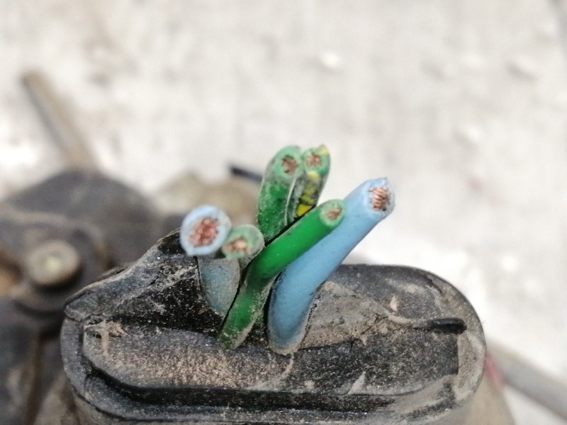 Recambio de cerradura puerta delantera derecha para citroën berlingo 1.9 600 d furg. referencia OEM IAM   