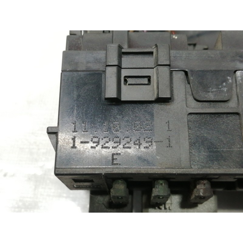 Recambio de caja reles / fusibles para mercedes-benz clase c (w203) berlina 220 cdi (203.006) referencia OEM IAM 5DK00848640  