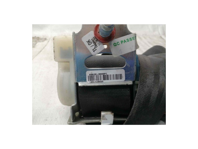 Recambio de cinturon seguridad trasero derecho para hyundai i20 comfort referencia OEM IAM 898201J0009  