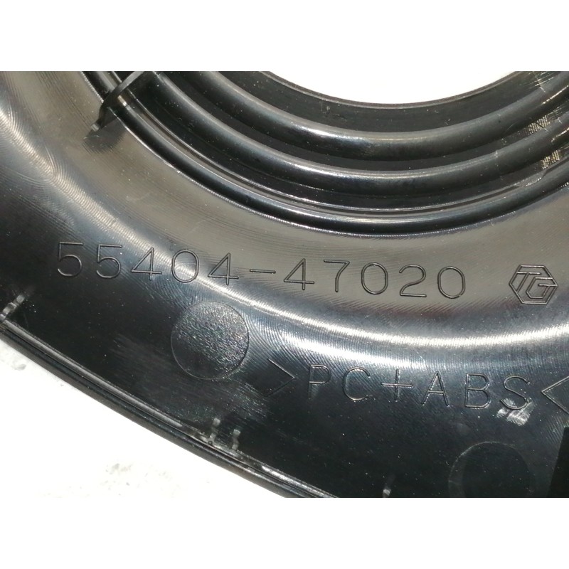Recambio de moldura para toyota prius (nhw30) advance referencia OEM IAM 15C315 5540447020 