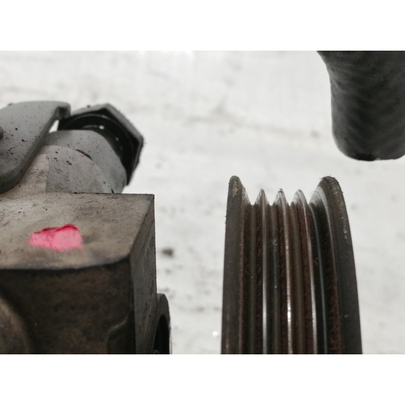 Recambio de bomba direccion para hyundai accent (lc) 1.3 cat referencia OEM IAM 5711025000  