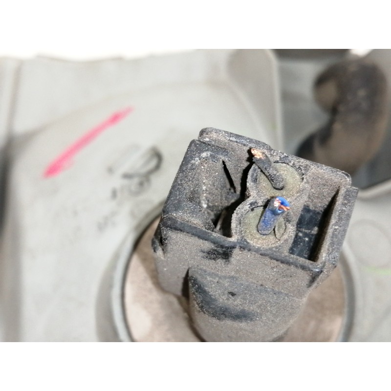 Recambio de faro izquierdo para hyundai accent (lc) 1.3 cat referencia OEM IAM   