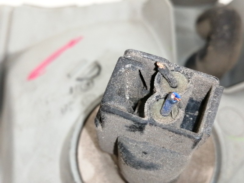 Recambio de faro izquierdo para hyundai accent (lc) 1.3 cat referencia OEM IAM   