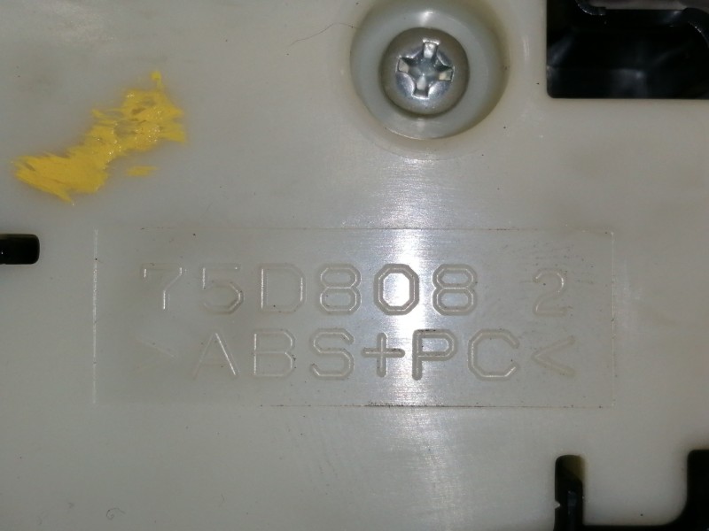 Recambio de mando multifuncion para toyota prius (nhw30) advance referencia OEM IAM 75D8082  