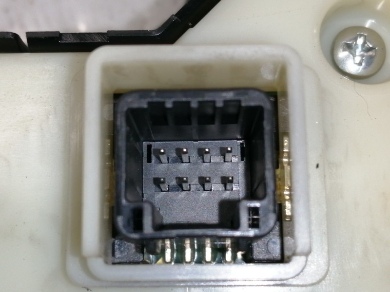 Recambio de mando multifuncion para toyota prius (nhw30) advance referencia OEM IAM 75D8082  