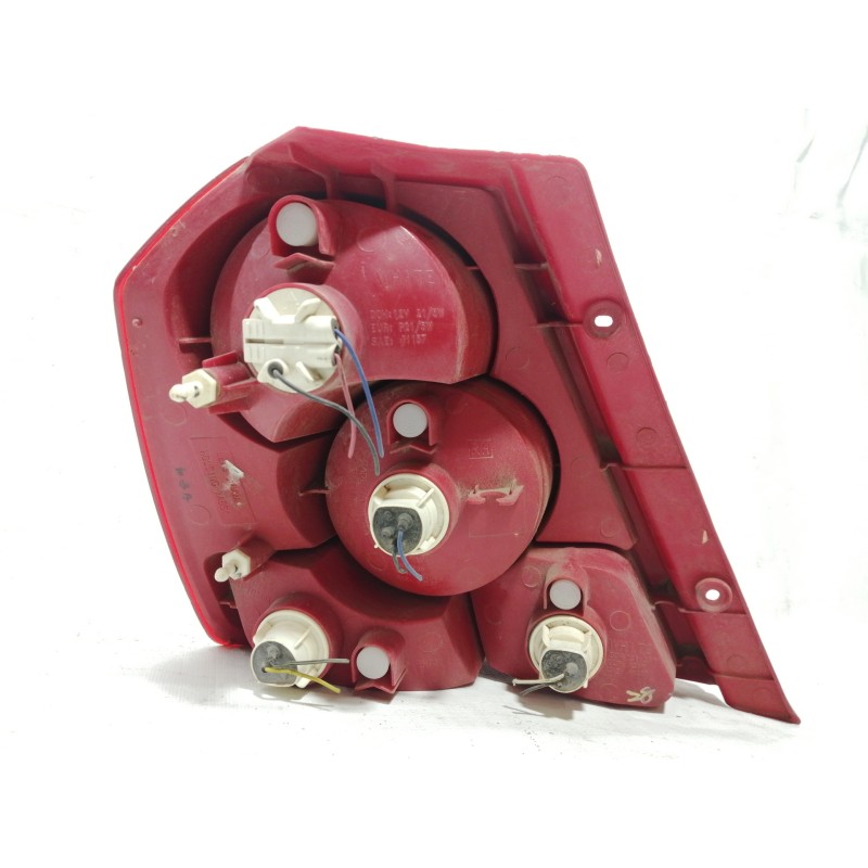 Recambio de piloto trasero derecho para chevrolet kalos referencia OEM IAM 300267R  