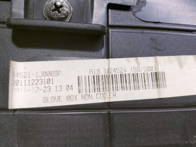 Recambio de guantera para hyundai i20 comfort referencia OEM IAM 845101J0009P A191424524 IJ0009P 20111223101 