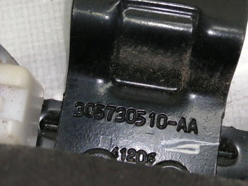 Recambio de cinturon seguridad trasero izquierdo para honda civic berlina 5 (fk) 1.8 executive referencia OEM IAM 305730510AA  