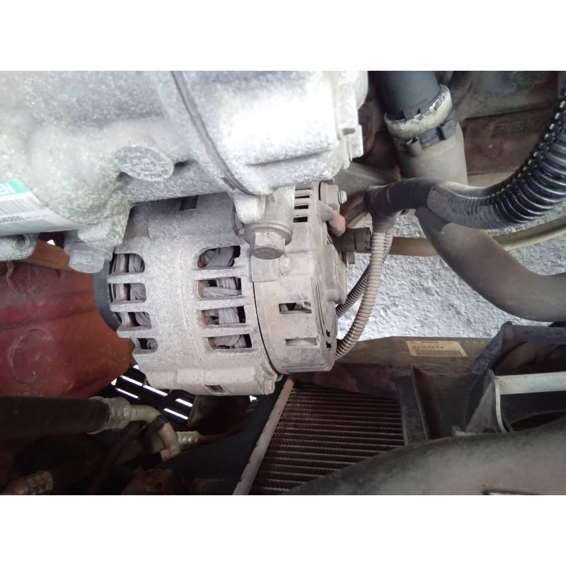 Recambio de alternador para dacia sandero ambiance referencia OEM IAM 8200660044B  