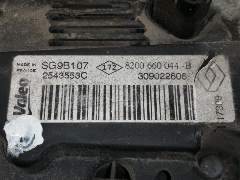 Recambio de alternador para dacia sandero ambiance referencia OEM IAM 8200660044B  