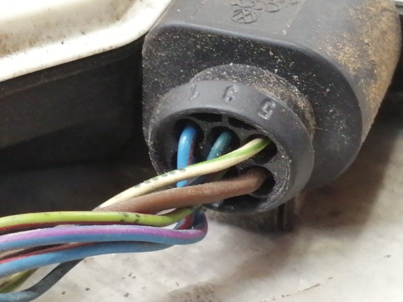 Recambio de cerradura puerta delantera derecha para seat ibiza (6j5) emoción referencia OEM IAM 5N1837016E  