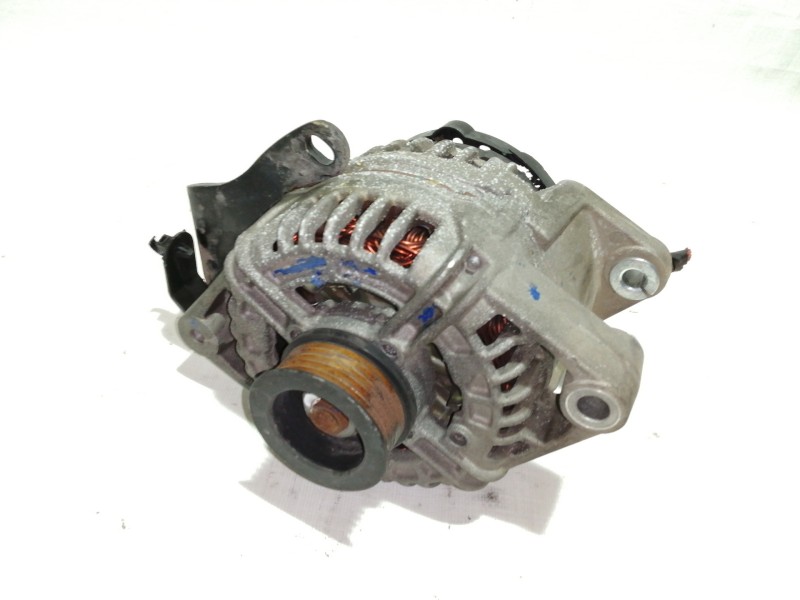 Recambio de alternador para opel meriva cosmo referencia OEM IAM 0124425022  