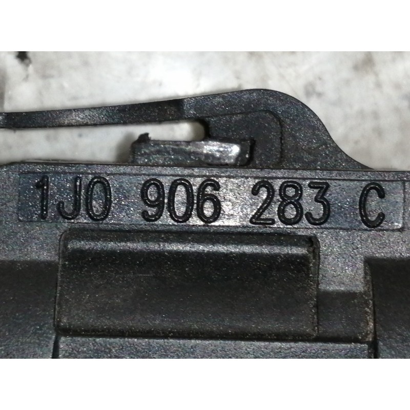 Recambio de valvula aire adicional para audi a3 (8l) 1.9 tdi ambiente referencia OEM IAM 1J0906283C  