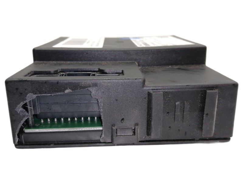 Recambio de caja reles / fusibles para nissan qashqai (j10) visia referencia OEM IAM 284B2BR00C 5WK48883 5WK48812