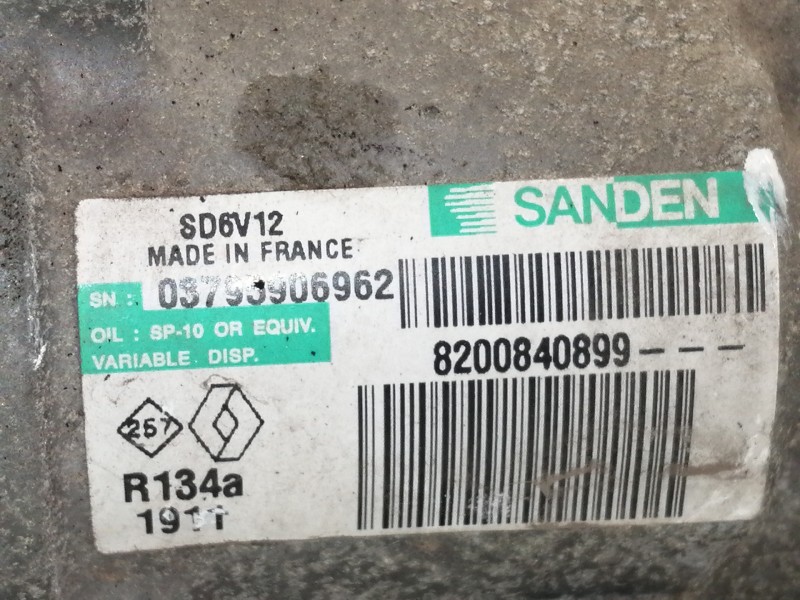 Recambio de compresor aire acondicionado para dacia sandero ambiance referencia OEM IAM 8200840899  
