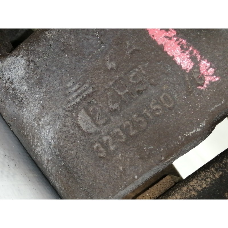 Recambio de pinza freno delantera derecha para mitsubishi carisma berlina 4 (da0) 1900 gl referencia OEM IAM 32325150  
