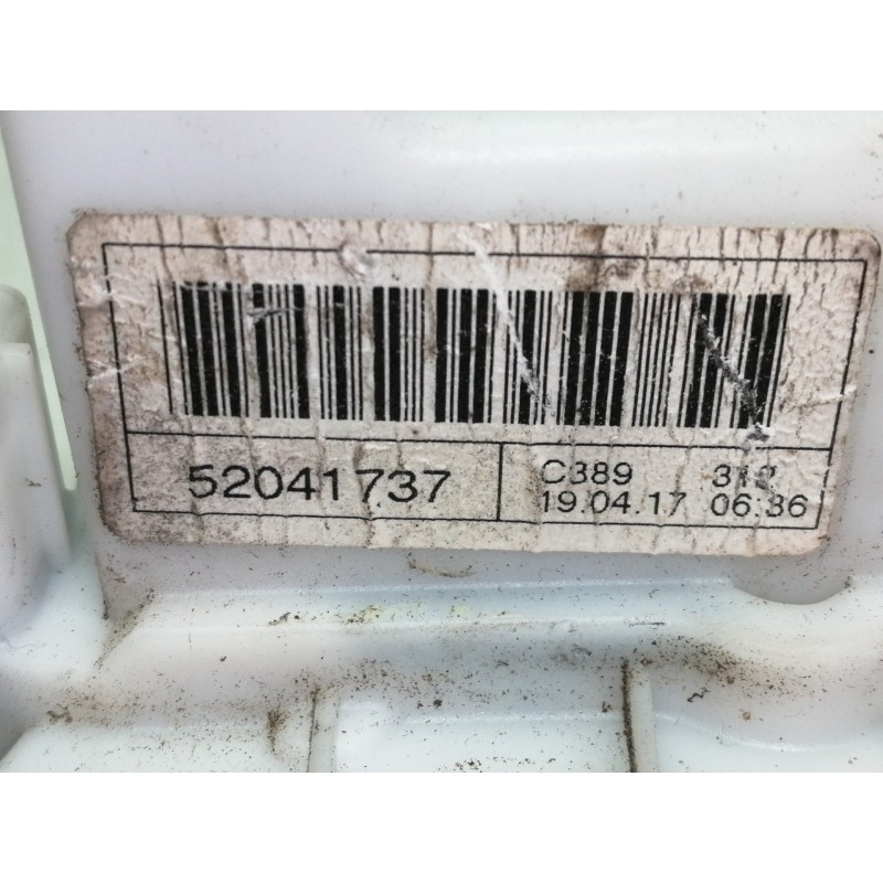 Recambio de cerradura puerta delantera derecha para fiat 500 cabrio (150) lounge referencia OEM IAM 52041737  