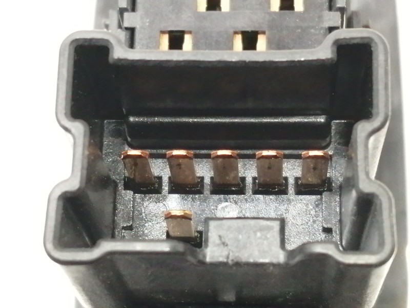 Recambio de mando elevalunas trasero derecho para nissan qashqai (j10) visia referencia OEM IAM 25411BR  