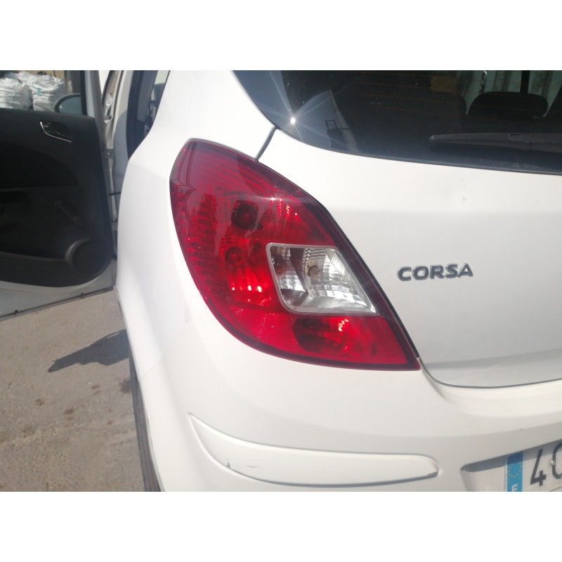 Recambio de piloto trasero izquierdo para opel corsa d cosmo referencia OEM IAM   