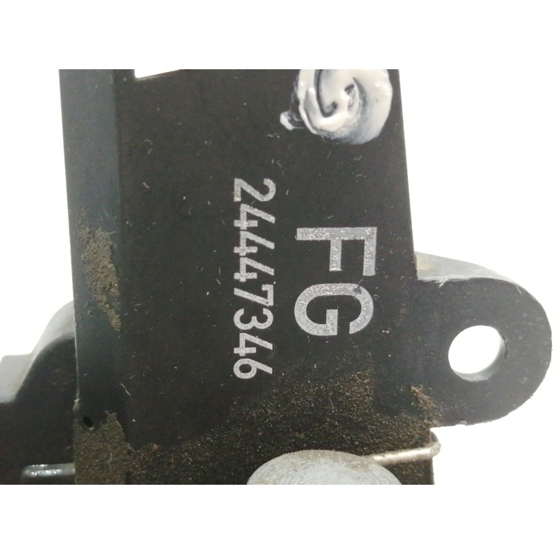 Recambio de cerradura puerta trasera derecha para opel vectra c berlina elegance referencia OEM IAM 24447346  