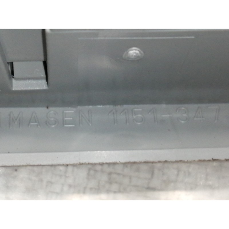 Recambio de luz interior para mitsubishi asx (ga0w) motion 2wd referencia OEM IAM 8401A014HA 8401A009ZZ 8401A014ZZ