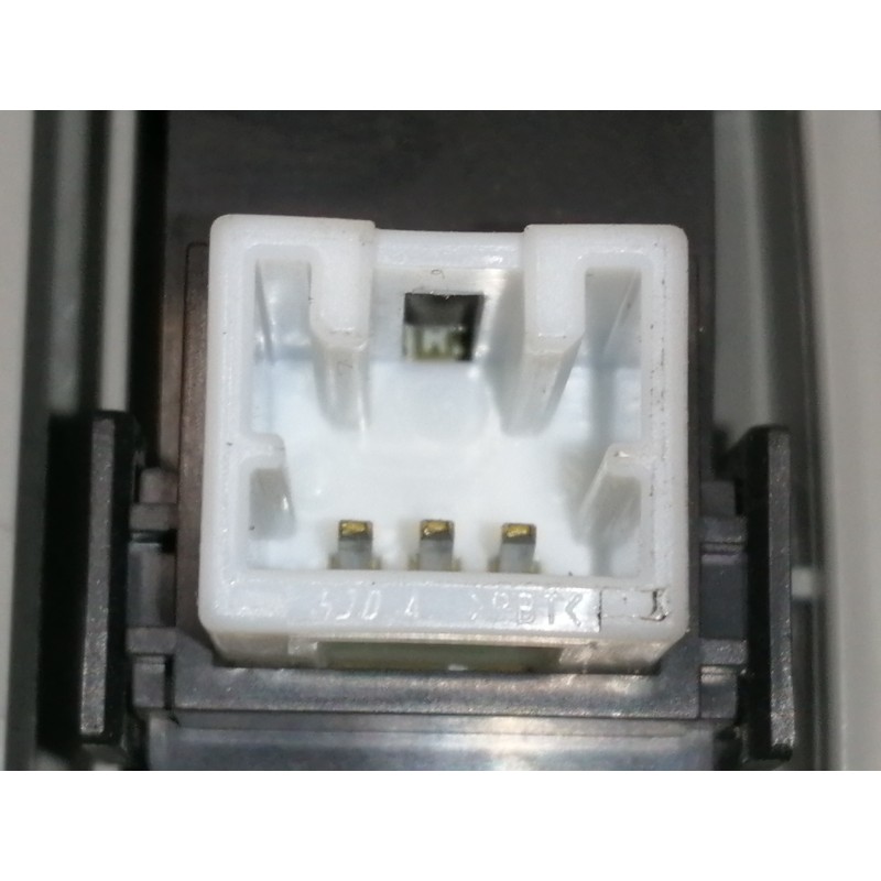 Recambio de luz interior para mitsubishi asx (ga0w) motion 2wd referencia OEM IAM 8401A014HA 8401A009ZZ 8401A014ZZ