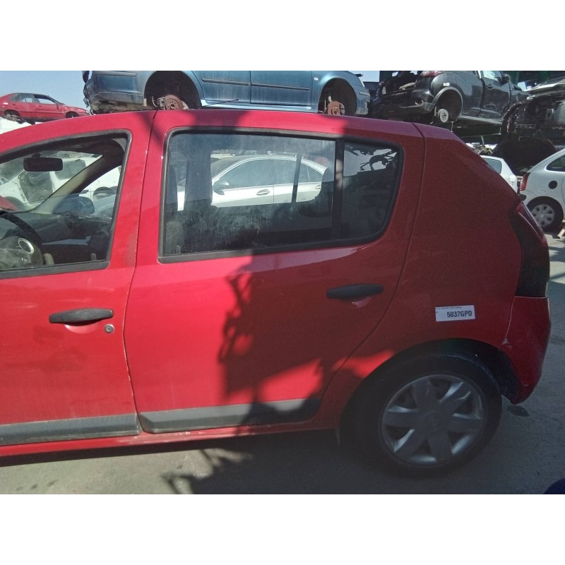 Recambio de puerta trasera izquierda para dacia sandero ambiance referencia OEM IAM   