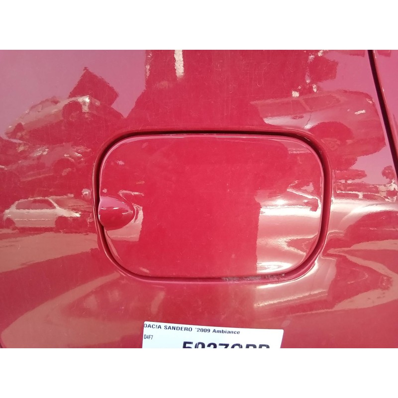 Recambio de tapa exterior combustible para dacia sandero ambiance referencia OEM IAM   