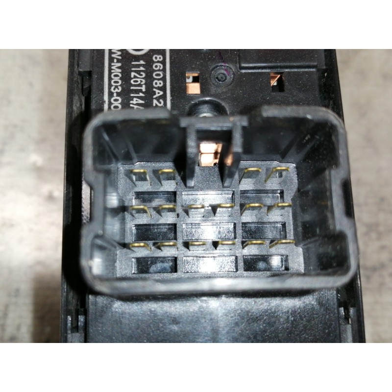 Recambio de mando elevalunas delantero izquierdo para mitsubishi asx (ga0w) motion 2wd referencia OEM IAM 8608A261 1126T14AN CEW