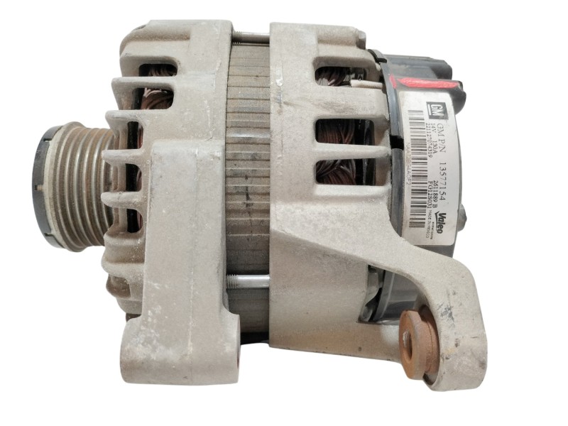 Recambio de alternador para opel adam glam ecoflex referencia OEM IAM 13577154  