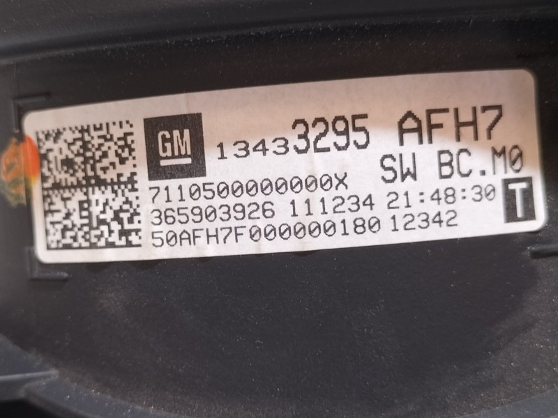 Recambio de cuadro instrumentos para opel adam glam ecoflex referencia OEM IAM 13433295  