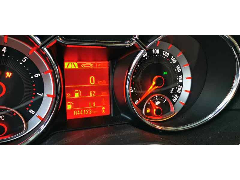 Recambio de cuadro instrumentos para opel adam glam ecoflex referencia OEM IAM 13433295  