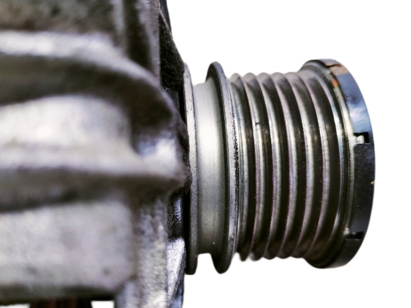 Recambio de alternador para citroën c4 lim. business referencia OEM IAM 9666997980 2616938B FG15T072 214111468 