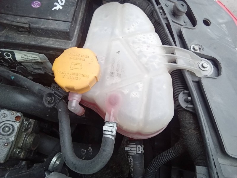Recambio de deposito expansion para opel corsa d innovation referencia OEM IAM 55702165 460029937 